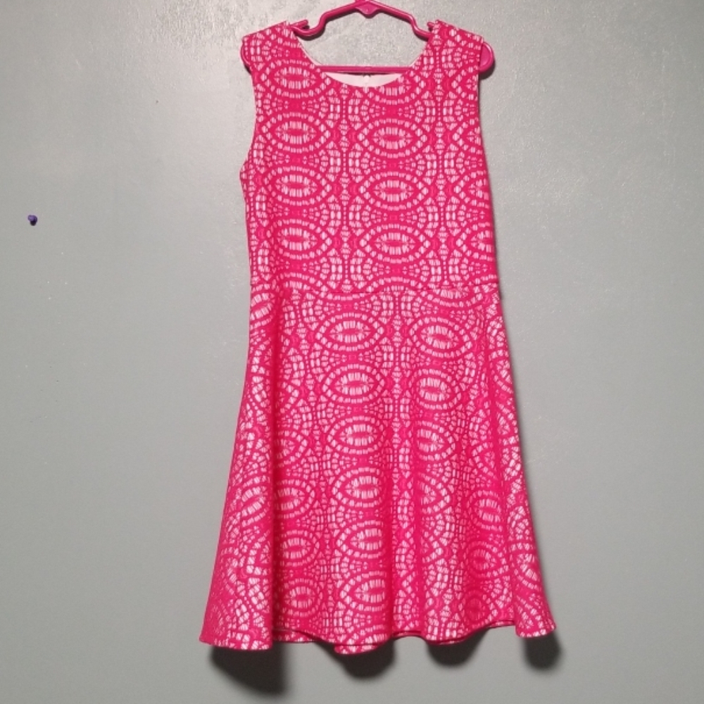 Dress - Picture 6 of 6
